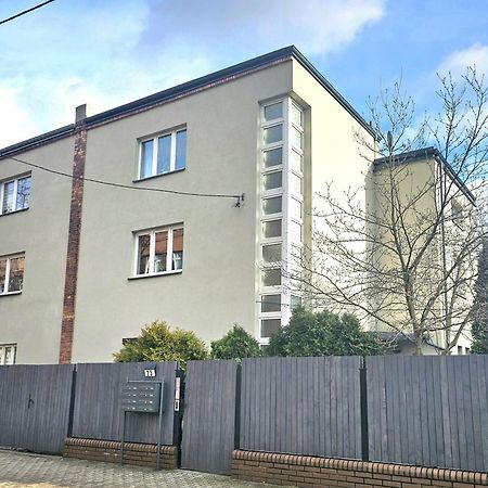 Urabn Apartments Studio With Garden No 2A Chorzow Katowice Free Private Parking, Self Check-In ภายนอก รูปภาพ
