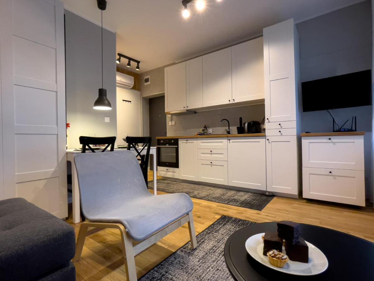 Urabn Apartments Studio With Garden No 2A Chorzow Katowice Free Private Parking, Self Check-In ภายนอก รูปภาพ